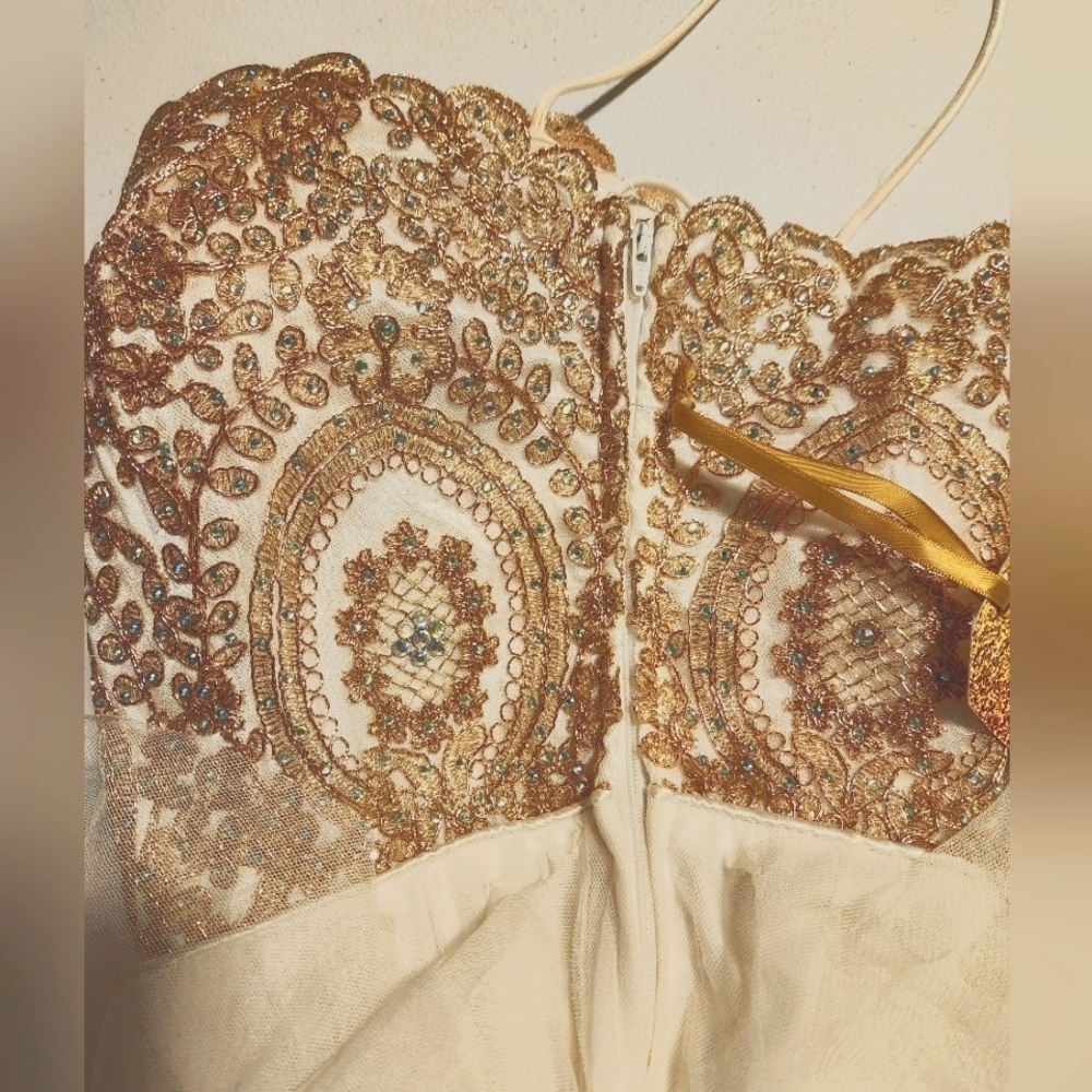 TLC Say Yes To The Prom Dress - Picture 7 of 12